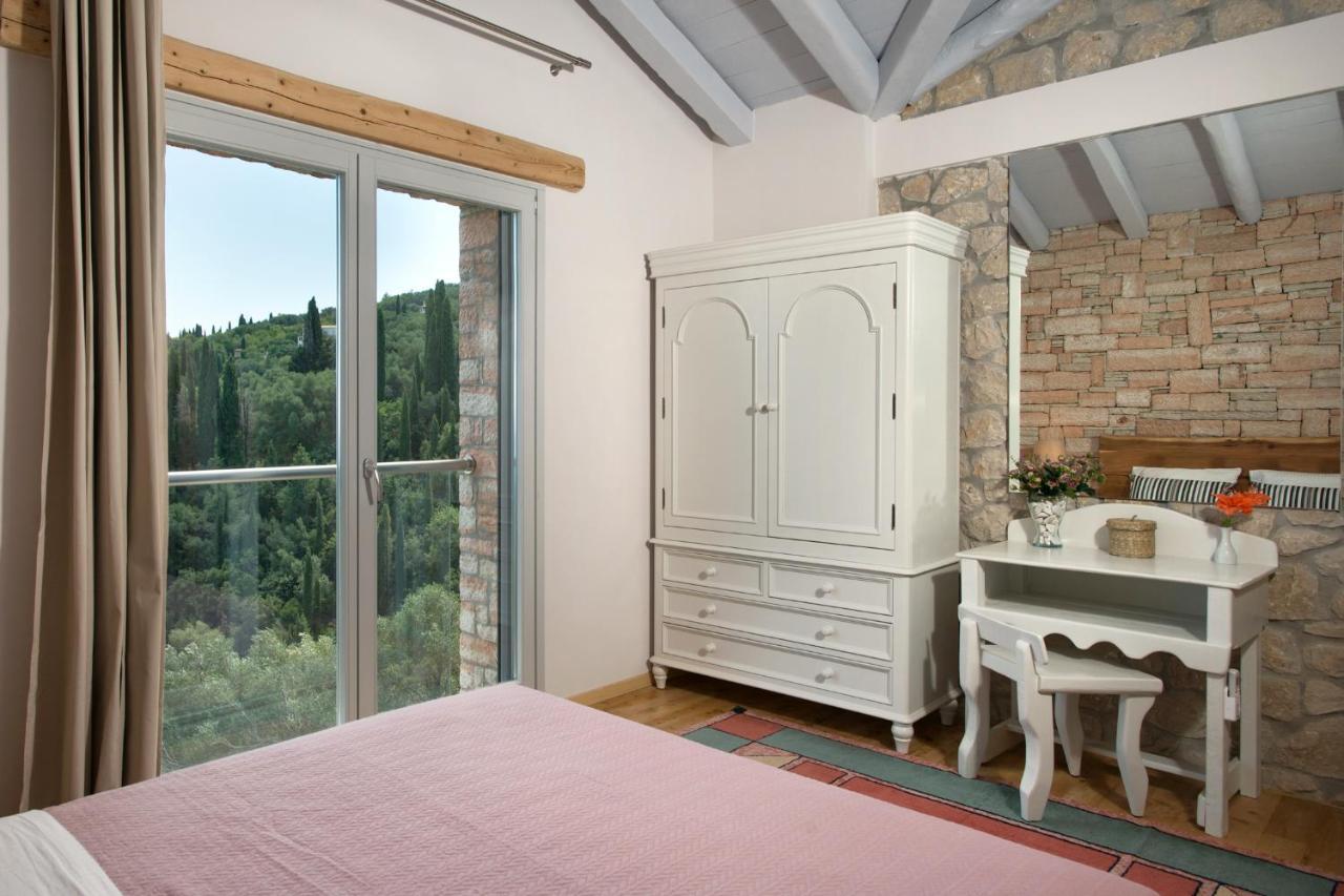 Sinium Luxury Villas Viggla Bagian luar foto