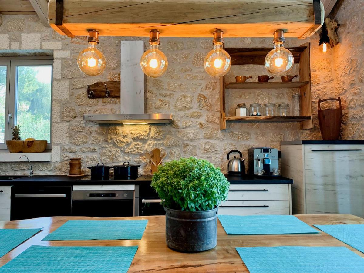 Sinium Luxury Villas Viggla Bagian luar foto