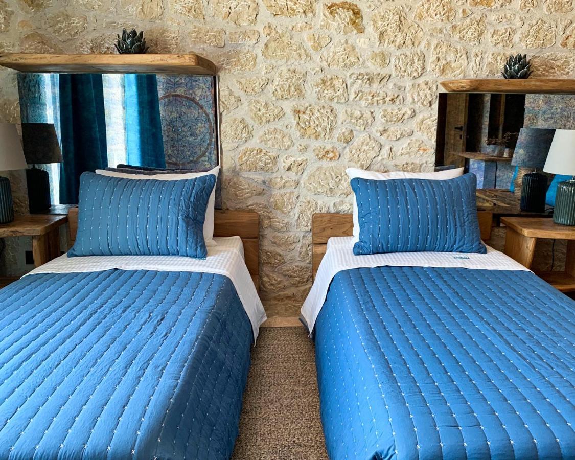Sinium Luxury Villas Viggla Bagian luar foto