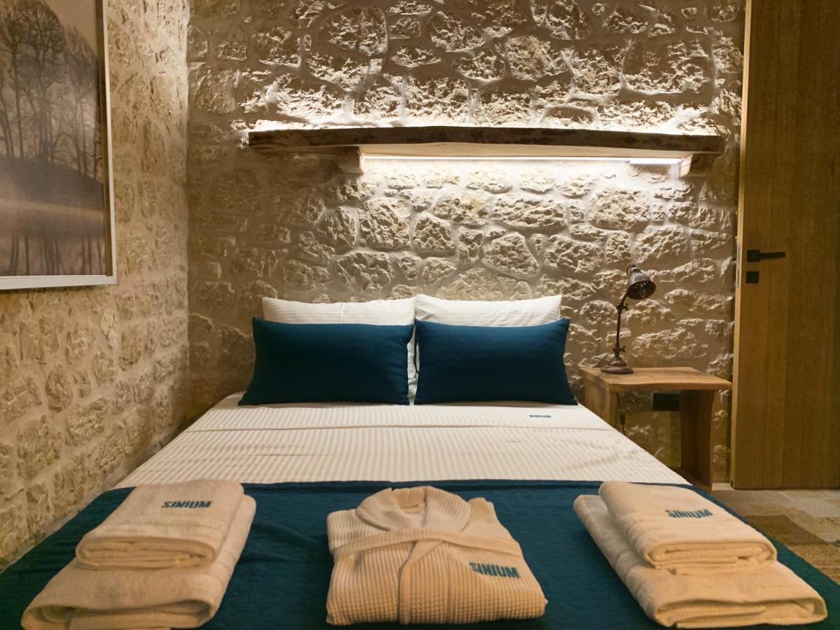 Sinium Luxury Villas Viggla Bagian luar foto