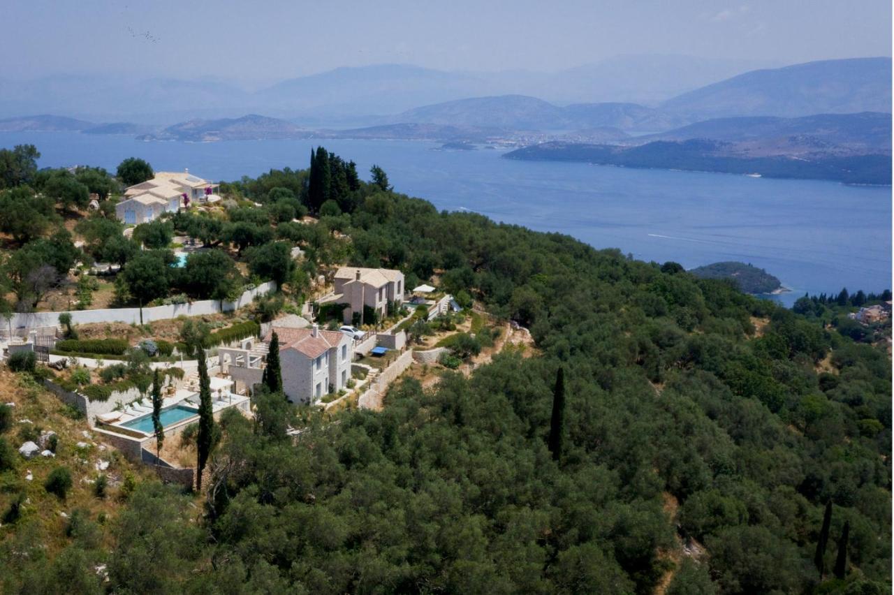 Sinium Luxury Villas Viggla Bagian luar foto